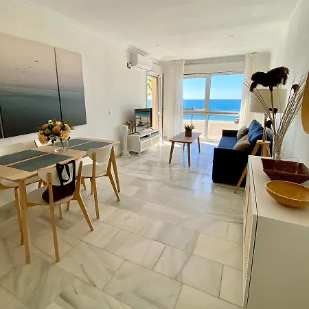 Primera Linea De Playa * Estepona