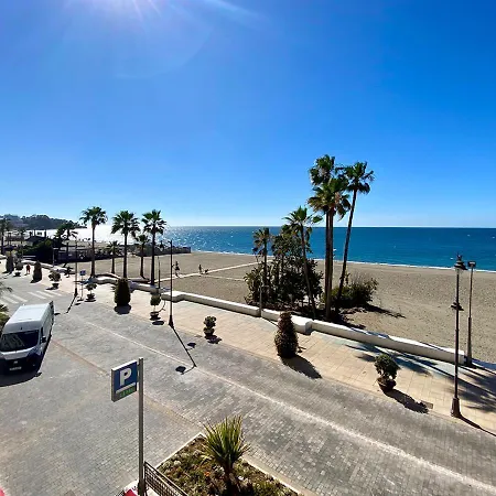Primera Linea De Playa Estepona
